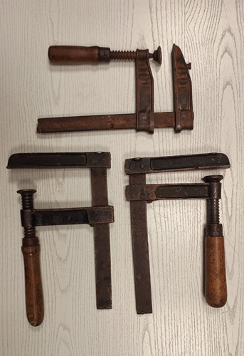 Alte schraubzwinge mit - alte,