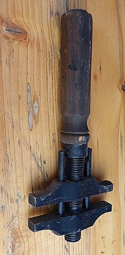 12821 alte schraubzwinge - alte,